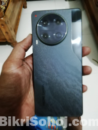 tecno camon 30